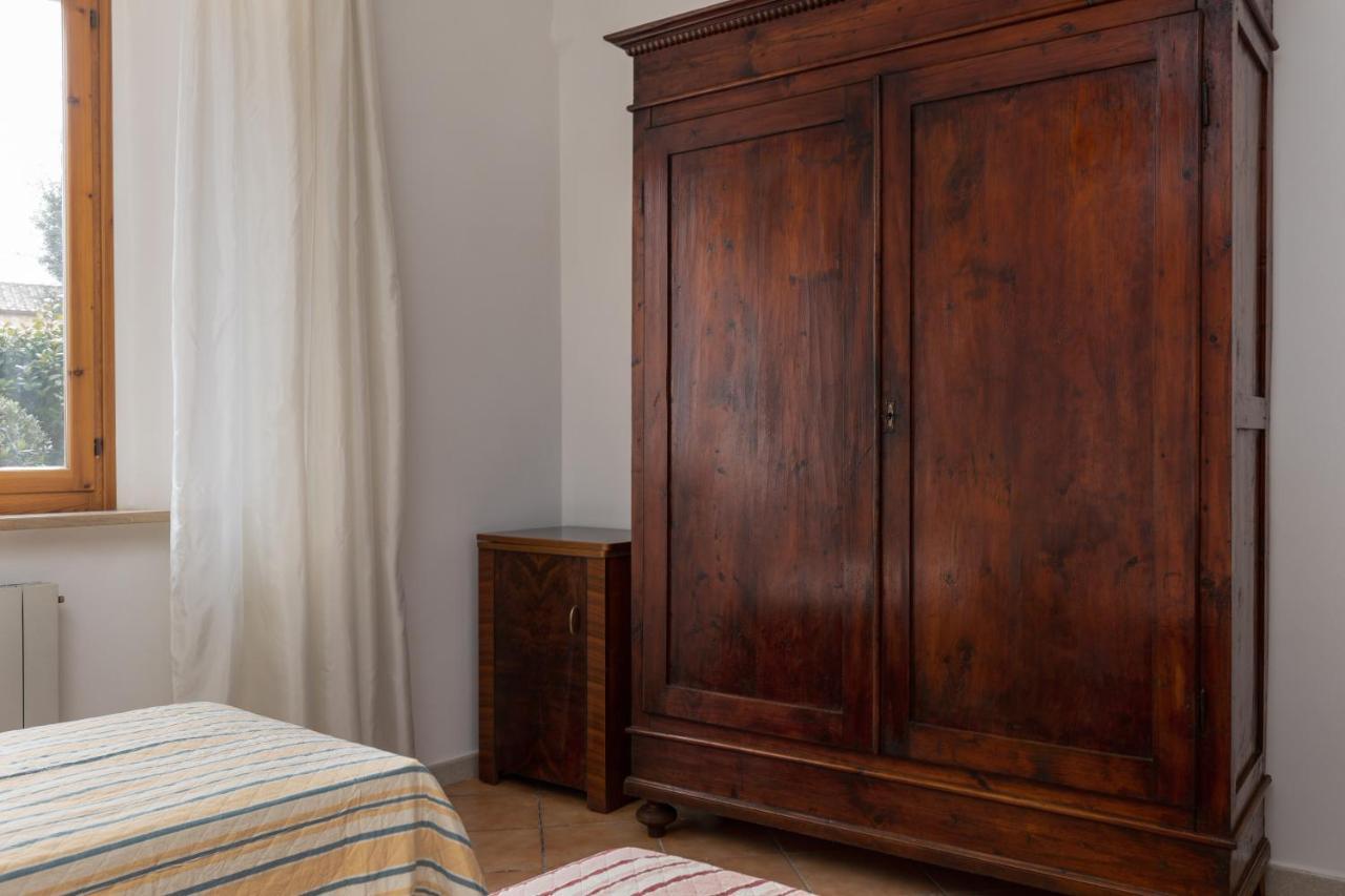 Enchanting Flat With Patio In Abbadia A Isola Monteriggioni Extérieur photo
